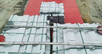 襄阳 芝麻白仿形加直形路沿石出货日常