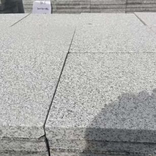 襄阳 白麻花岗岩石材推荐 荔枝面地铺石