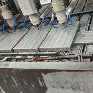 襄阳 芝麻白花岗岩荔枝面盲道雕刻