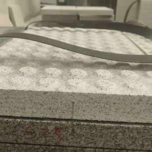 襄阳 芝麻白花岗岩6.0公分荔枝面五轴加工雕刻盲点