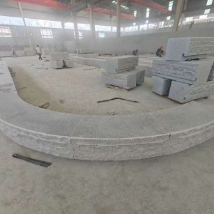 襄阳 芝麻白异形坐凳，自然面光面弧形加工