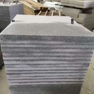 襄阳 芝麻白5公分火烧地铺成品，900*400，规格可定制