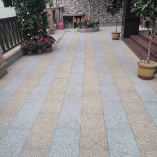 襄阳 黄金麻白麻荔枝面庭院铺装展示