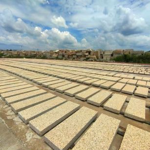 襄阳 黄金麻荔枝面花岗岩石材地铺石防护中