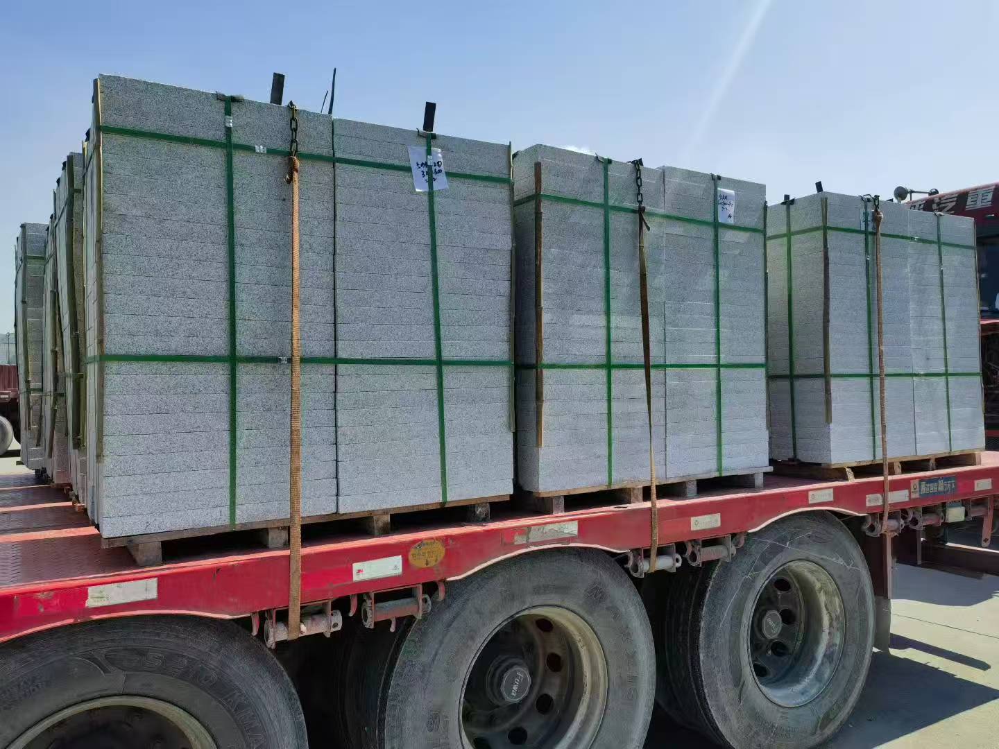 襄阳芝麻白花岗岩出货日常地铺石