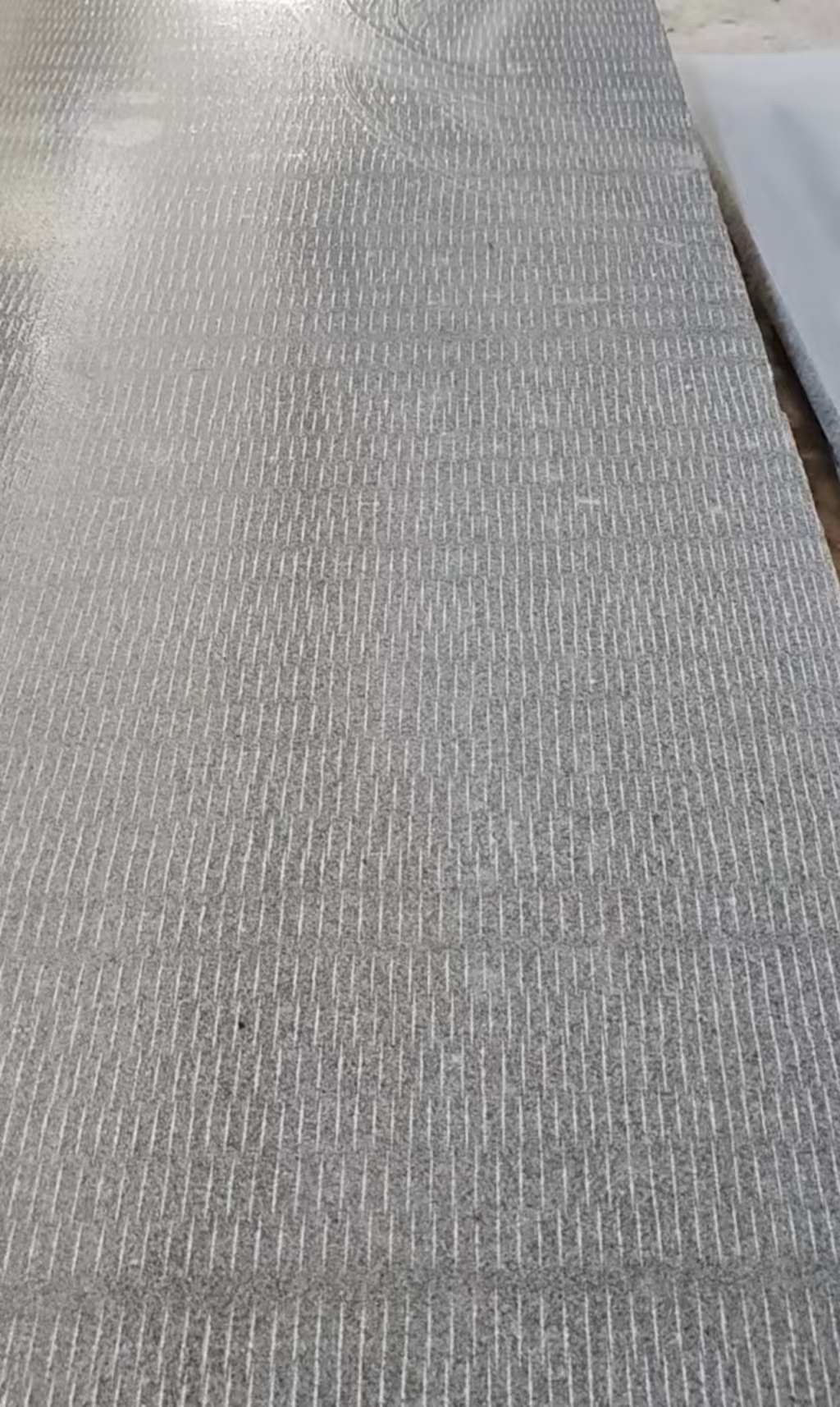 襄阳 芝麻灰花岗岩斧剁面，刀斩面