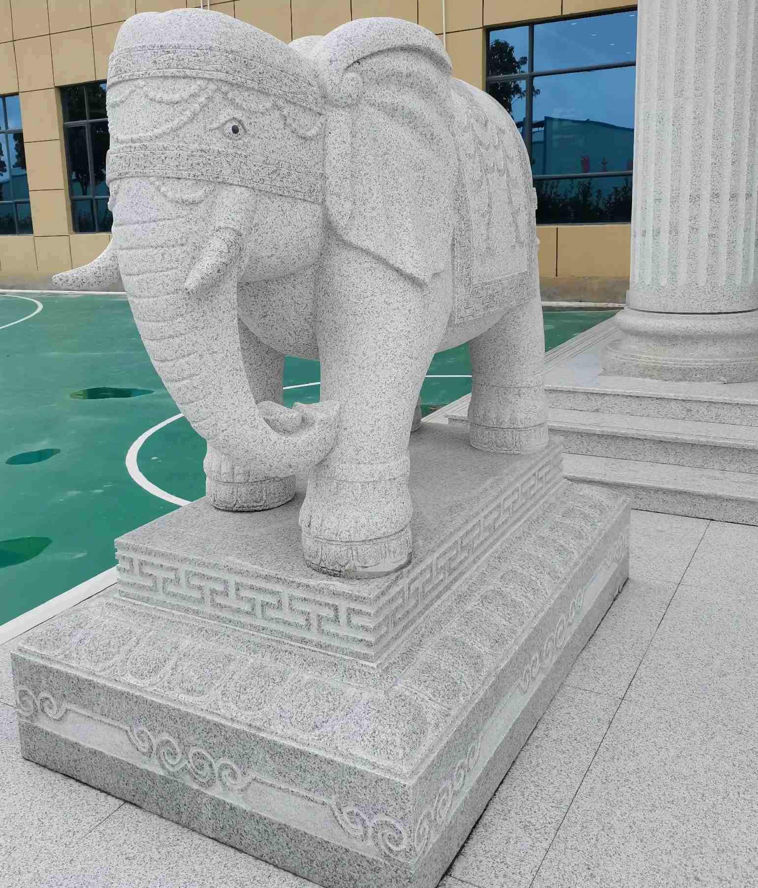 襄阳 白麻花岗岩动物异形石雕-大象