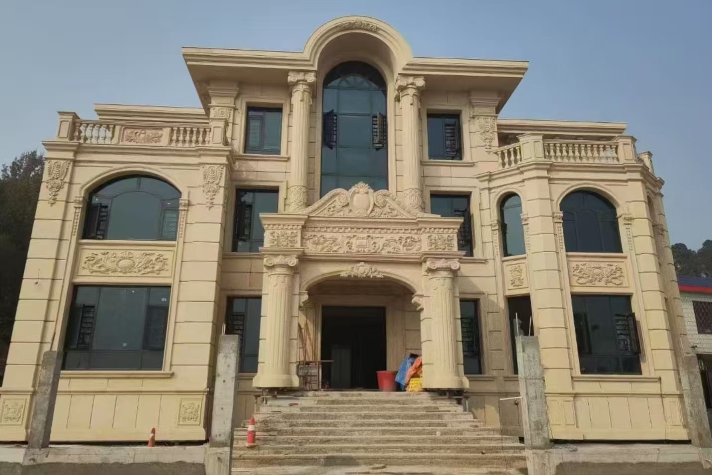 襄阳 黄金麻花岗岩别墅外墙干挂