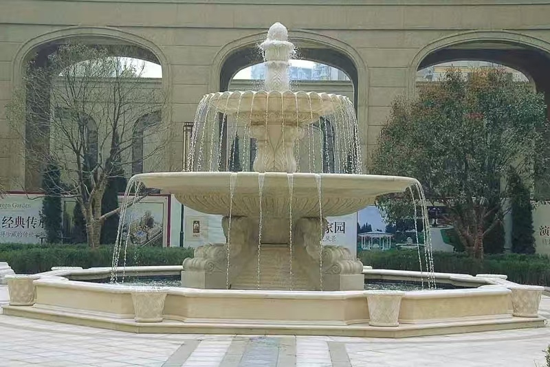 襄阳 黄金麻花岗岩异型加工——户外庭院石雕流水喷泉