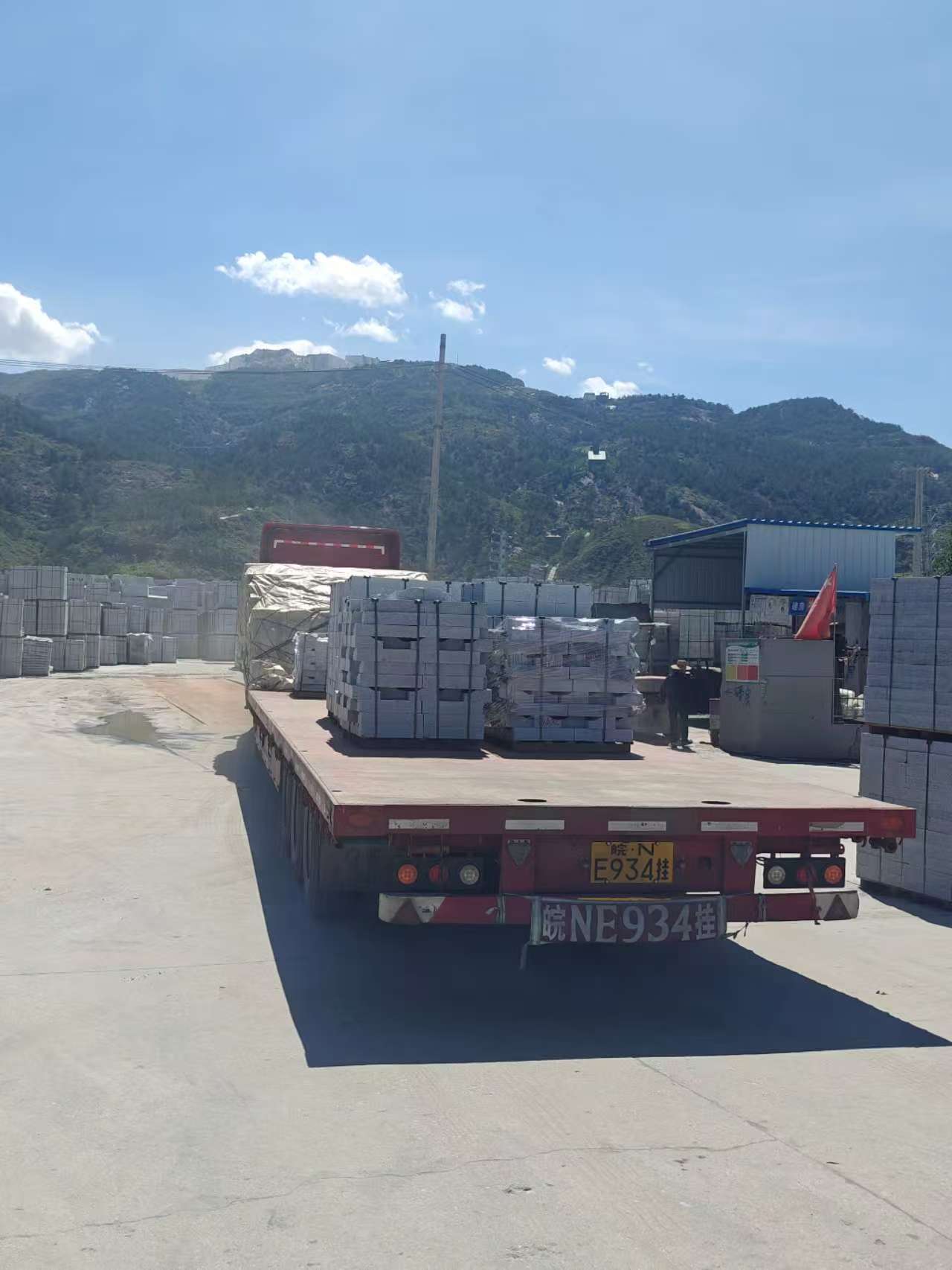 襄阳 芝麻白仿形路沿石，直形路沿石