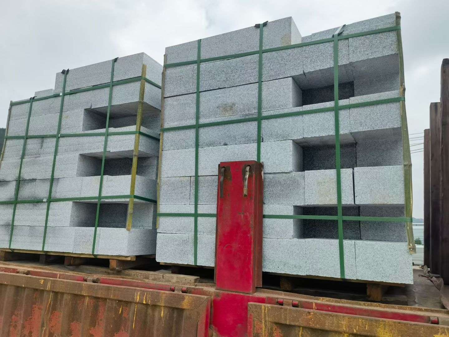 襄阳 芝麻白花岗岩路沿石，平石，路侧石，马路牙子，路缘石，立缘石，平缘石等