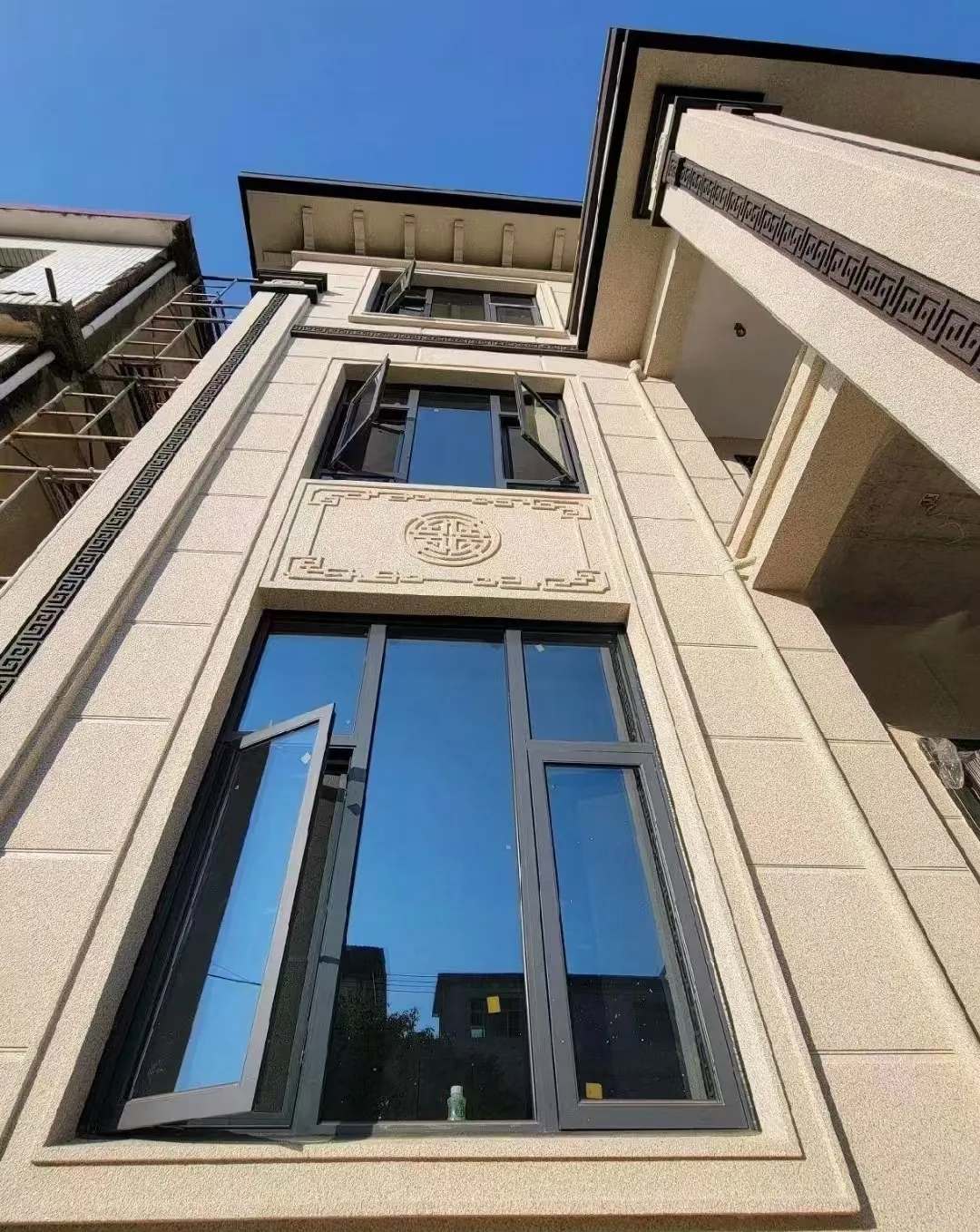 襄阳 黄金麻荔枝面别墅外墙干挂效果展示